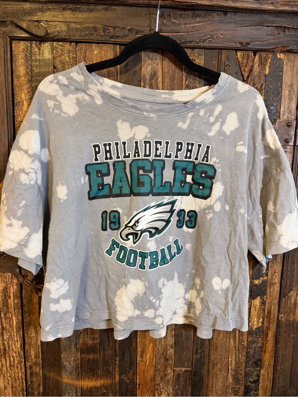 Philadelphia Eagles NFL Bleach Dye Cropped Oversized T Shirt Gray L
